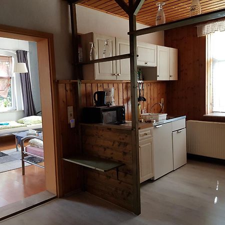Appartamento Haus Am Sachsenring Hohenstein-Ernstthal Esterno foto